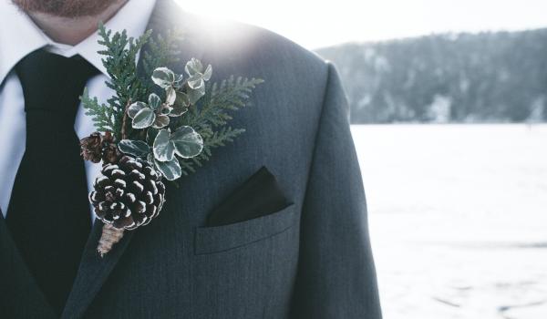 Quelle tenue de marié pour un mariage en hiver ?