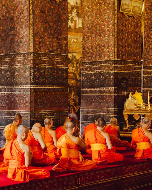 - Groupe de moines thaïlandais - traditions mariage - Mariage en Normandie