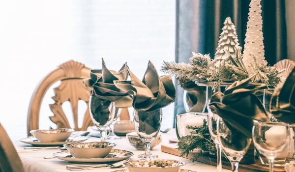 Quelle décoration pour une table de mariage de Noël ?