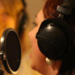 Composez une chanson avec vos proches pour votre EVG-EVJF avec le Studio d'enregistrement Ça me chante - Mariage en Normandie Composez une chanson avec vos proches pour votre EVG-EVJF avec le Studio d'enregistrement Ça me chante - Mariage en Normandie