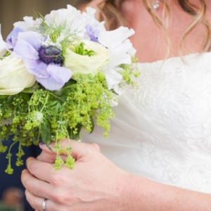 Création florale pour un bouquet de future mariée, Normandie - Mariage en Normandie
