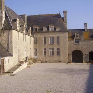 Le Manoir de Douville - Domaine historique avec cave voûtée (Mandeville-en-Bessin, près de Bayeux, Calvados) - Prestataire de Mariage en Normandie